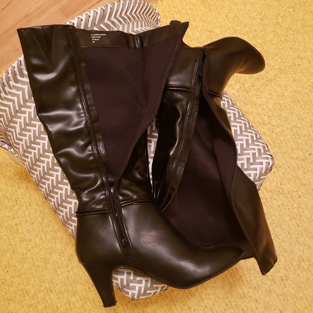 Black boots